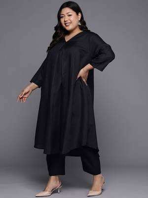 Plus Size Kurta with Trousers 4