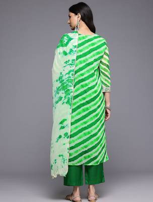 Leheriya Printed Sequinned Kurta With Trousers & Dupatta 6