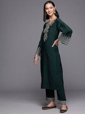 Women Floral Yoke Design Regular Kurta with Trousers & Dupatta 6
