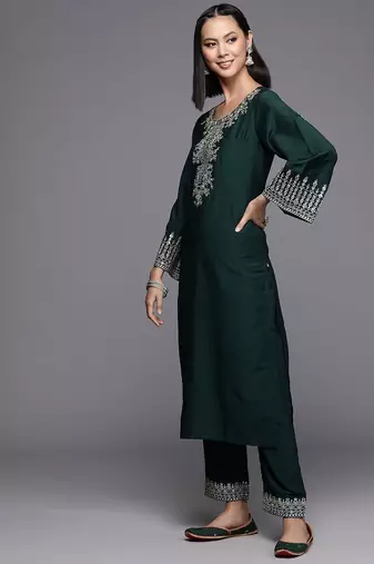 Women Floral Yoke Design Regular Kurta with Trousers & Dupatta