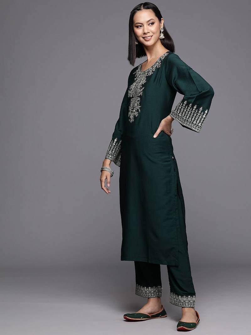 Women Floral Yoke Design Regular Kurta with Trousers & Dupatta
