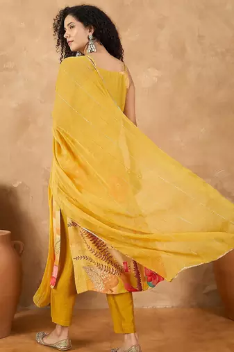 Women Spaghetti Strap Floral Kurta with Trousers and Dupatta