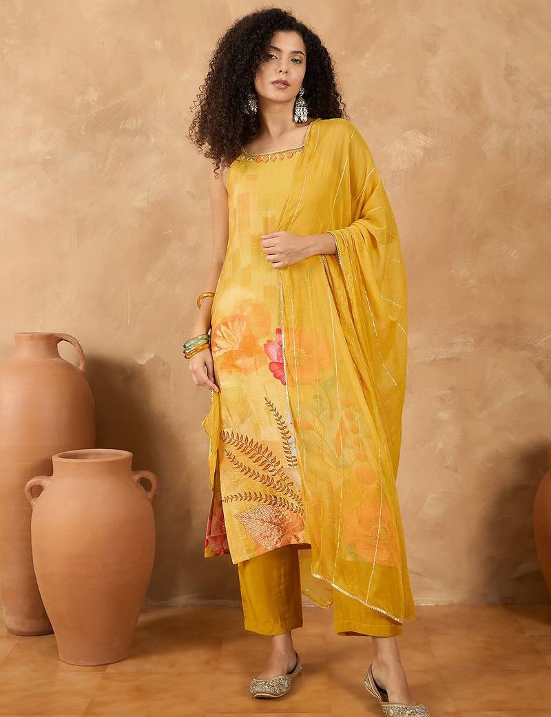 Women Spaghetti Strap Floral Kurta with Trousers and Dupatta
