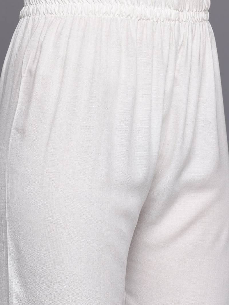 Floral Embroidered Panelled Thread Work Kurta With Trousers & Dupatta