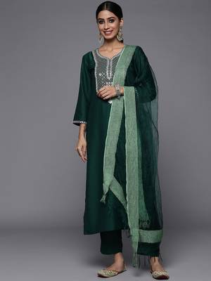 Ethnic Motifs Yoke Design Thread Work Straight Kurta with Trousers & Dupatta 1