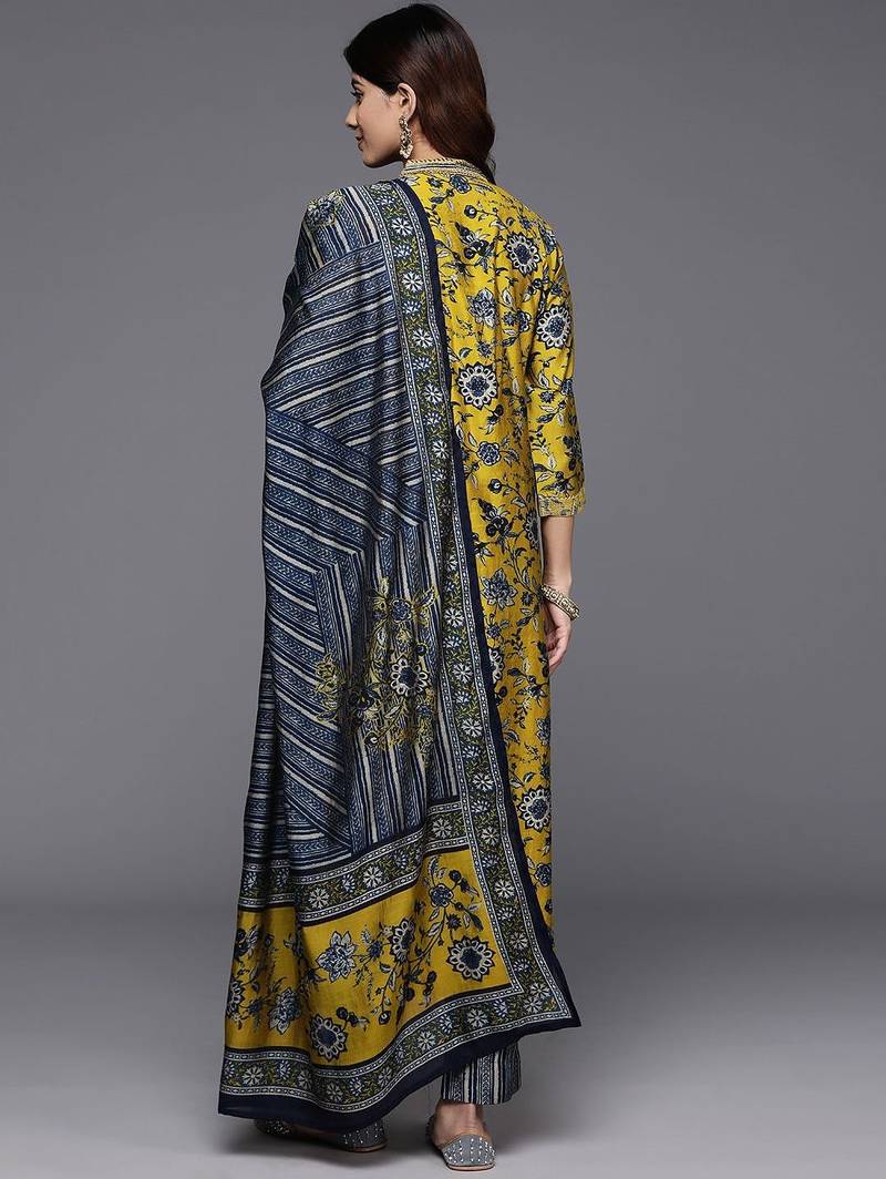 Floral Printed Sequinned Chanderi Silk Straight Kurta With Trouser & Dupatta