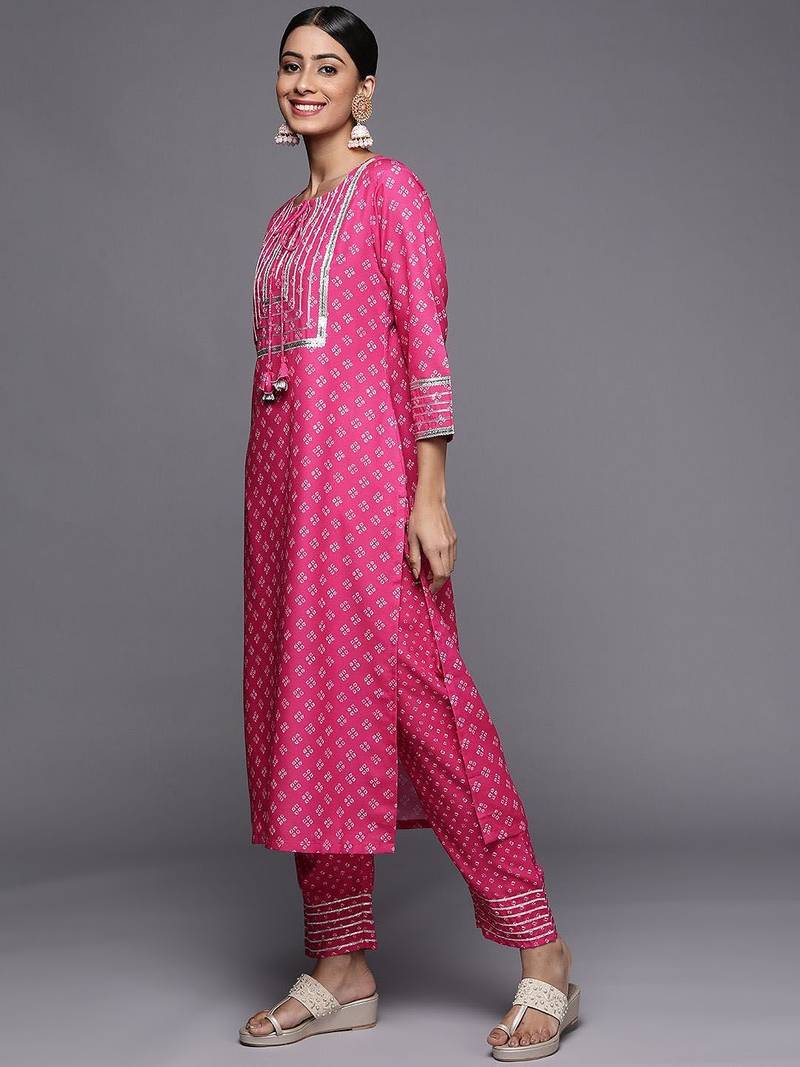 Women Bandhani Printed Regular Thread Work Kurta with Trousers & With Dupatta