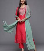 Floral Yoke Design Sequinned Kurta With Trousers & Dupatta