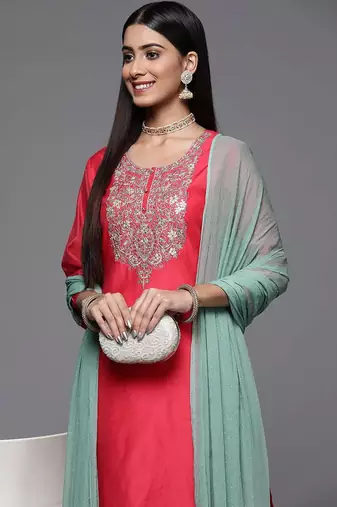 Floral Yoke Design Sequinned Kurta With Trousers & Dupatta