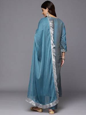 Floral Yoke Design Sequinned Kurta with Trousers & Dupatta 6