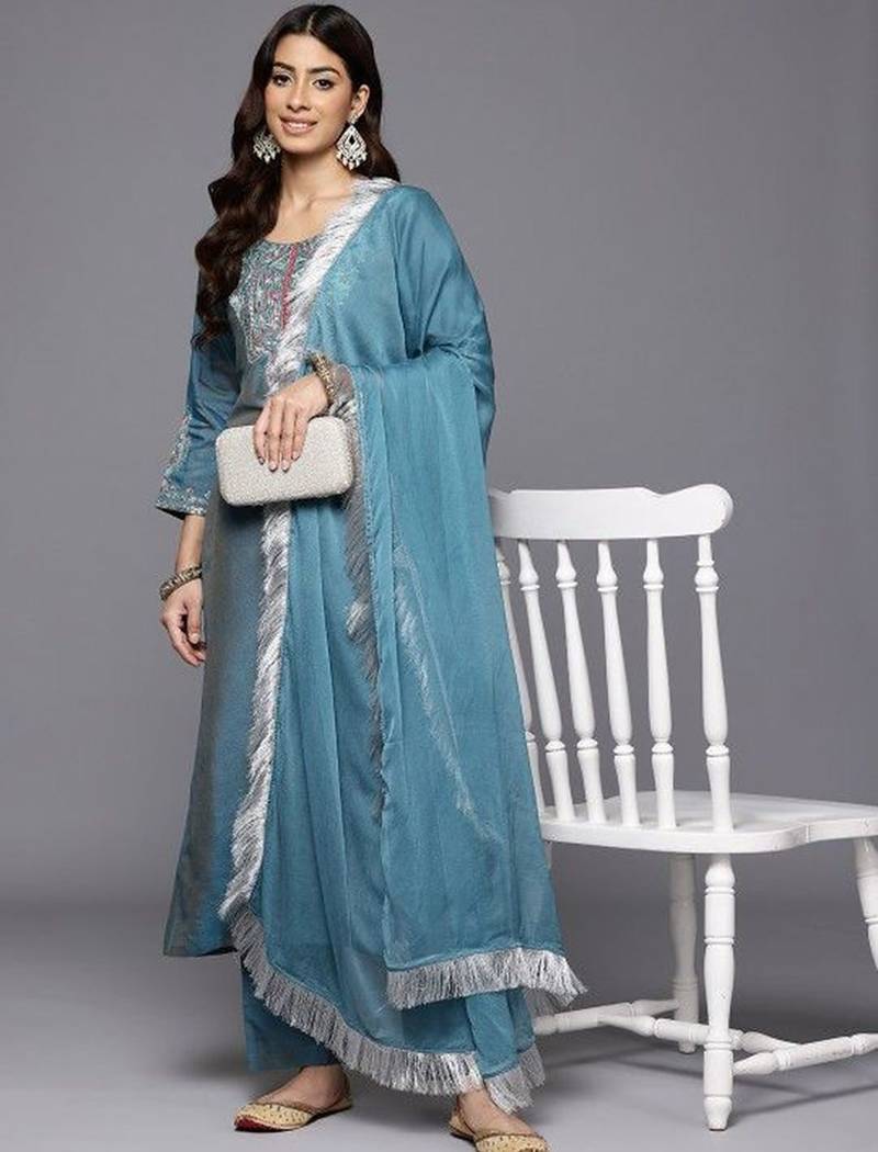 Floral Yoke Design Sequinned Kurta with Trousers & Dupatta