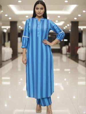 Women Printed Regular Kurta with Trousers 1