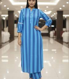 Women Printed Regular Kurta with Trousers