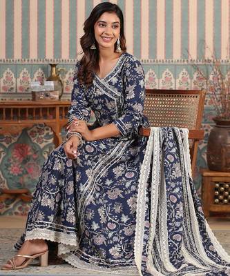 Women Floral Printed Angrakha Thread Work Pure Cotton Kurta with Trousers & With Dupatta 1