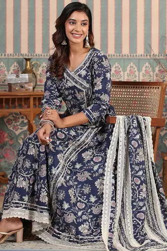 Women Floral Printed Angrakha Thread Work Pure Cotton Kurta with Trousers & With Dupatta