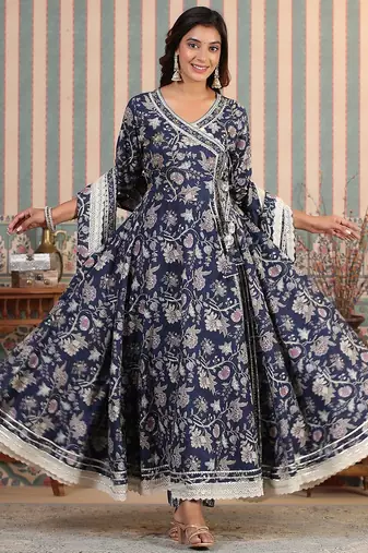 Women Floral Printed Angrakha Thread Work Pure Cotton Kurta with Trousers & With Dupatta