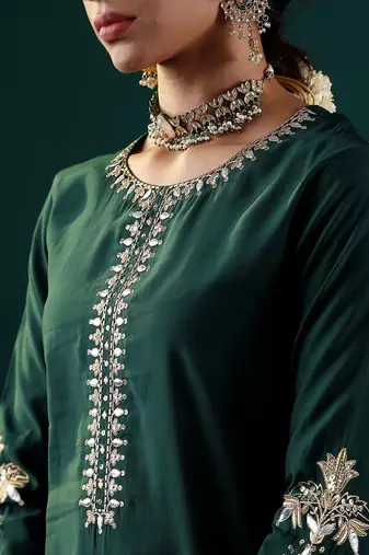 Women Ethnic Motifs Embroidered Regular Kurta with Trousers & With Dupatta