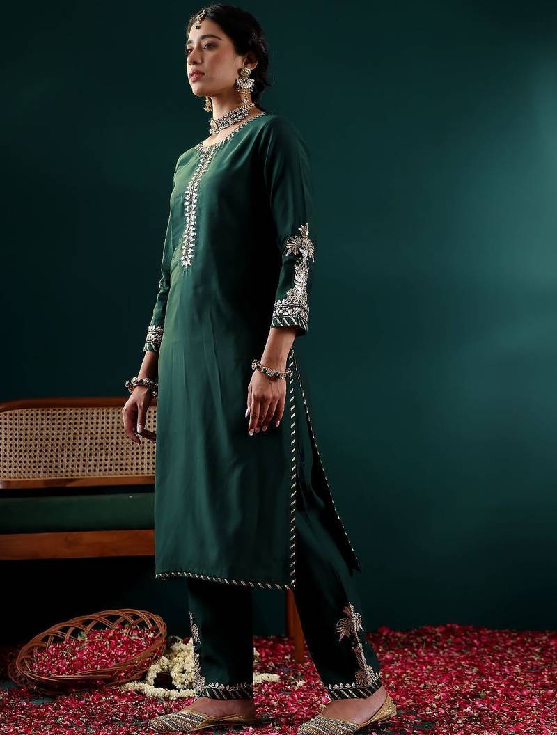 Women Ethnic Motifs Embroidered Regular Kurta with Trousers & With Dupatta