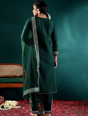 Women Ethnic Motifs Embroidered Regular Kurta with Trousers & With Dupatta 6