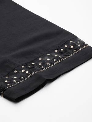 Floral Embroidered Thread Work Kurta with Trousers & Dupatta 9