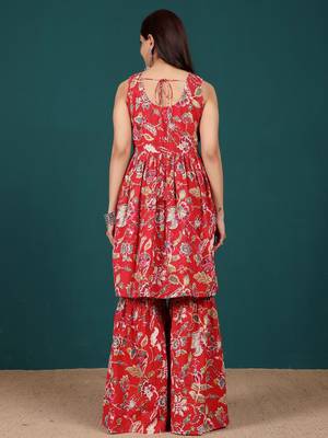 Women Floral Printed Regular Thread Work Pure Cotton Kurta with Sharara 6