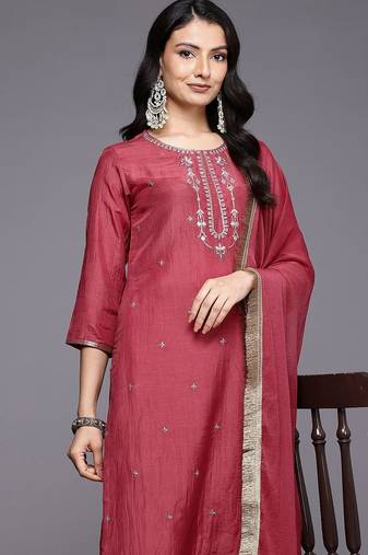 Ethnic Motifs Yoke Design Sequinned Kurta With Trousers & Dupatta