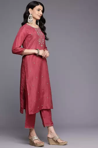 Ethnic Motifs Yoke Design Sequinned Kurta With Trousers & Dupatta