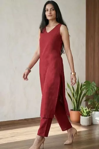 Women Ethnic Motifs Regular Kurta with Trousers & With Dupatta