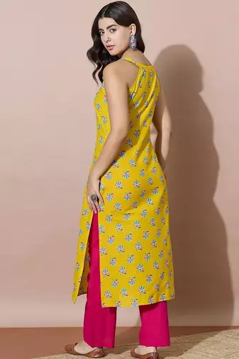 Women Ethnic Motifs Printed Regular Kurta with Trousers