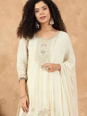 Women Ethnic Motifs Embroidered Regular Thread Work Kurta with Palazzos & With Dupatta 3