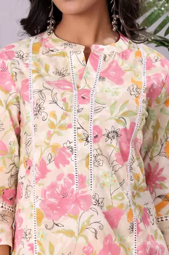 Women Floral Printed Regular Pure Cotton Kurti with Trousers