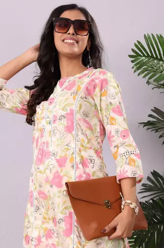 Women Floral Printed Regular Pure Cotton Kurti with Trousers