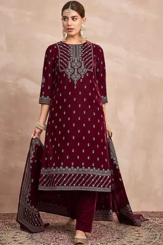 Women Ethnic Motifs Embroidered Regular Thread Work Velvet Kurta with Trousers & With Dupatta