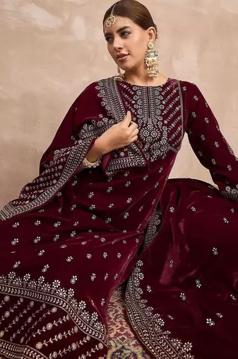 Women Ethnic Motifs Embroidered Regular Thread Work Velvet Kurta with Trousers & With Dupatta