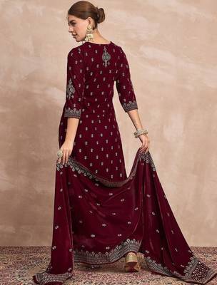 Ethnic Motifs Embroidered Zari Velvet Straight Kurta With Trousers & Dupatta 6