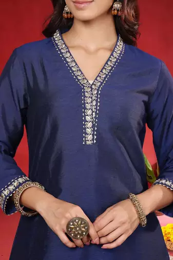 Women Solid Kurta with Trouser & Dupatta