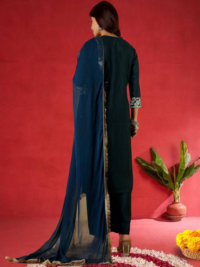 Paisley Yoke Design Zari Straight Kurta With Trousers & Dupatta