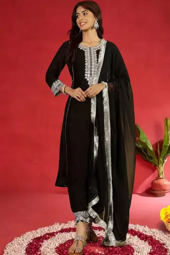Floral Embroidered Round Neck Zari Straight Kurta With Trousers & Dupatta