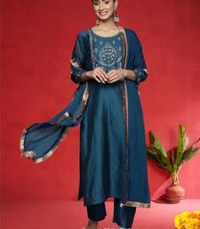Women Ethnic Motifs Embroidered Kurta with Trouser & Dupatta