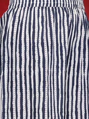 Floral Printed V-Neck Thread Work Cotton Straight Kurta With Trousers & Dupatta 3