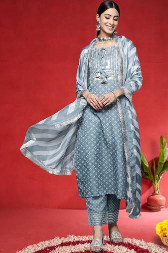 Women Ethnic Motifs Yoke Design Regular Sequinned Kurta & Trousers With Dupatta
