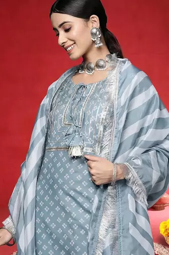 Women Ethnic Motifs Yoke Design Regular Sequinned Kurta & Trousers With Dupatta