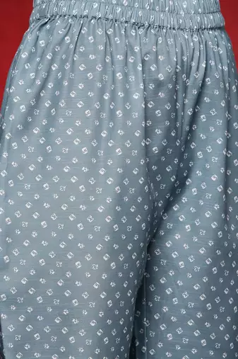 Women Ethnic Motifs Yoke Design Regular Sequinned Kurta & Trousers With Dupatta
