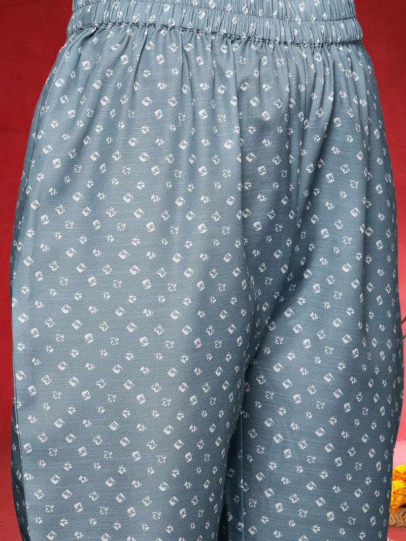Women Ethnic Motifs Yoke Design Regular Sequinned Kurta & Trousers With Dupatta