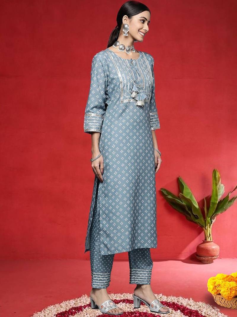 Women Ethnic Motifs Yoke Design Regular Sequinned Kurta & Trousers With Dupatta