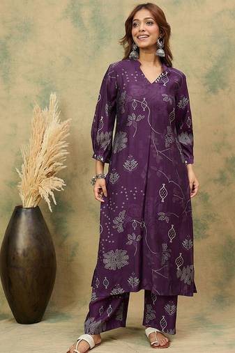 Women Bandhani Printed Kurta with Trousers