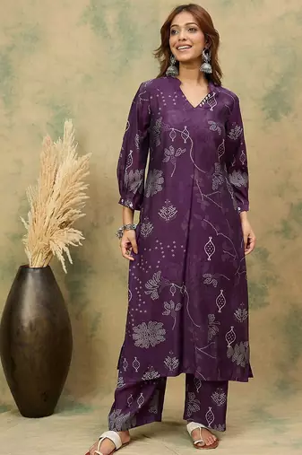 Women Bandhani Printed Kurta with Trousers