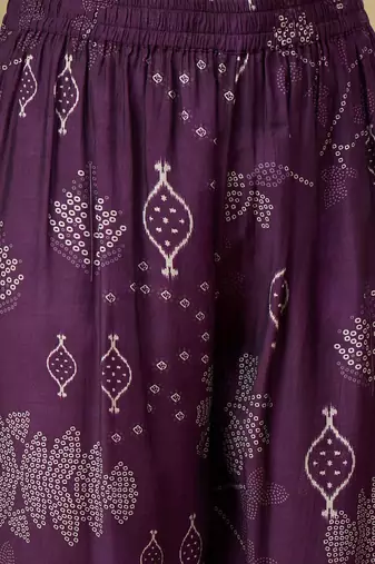 Women Bandhani Printed Kurta with Trousers