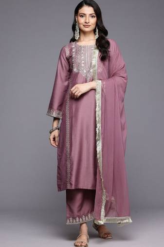 Floral Yoke Design Flared Sleeve Thread Work Straight Kurta With Trouser & Dupatta