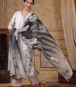 Women Floral Printed Regular Thread Work Pure Cotton Kurta with Trousers & With Dupatta